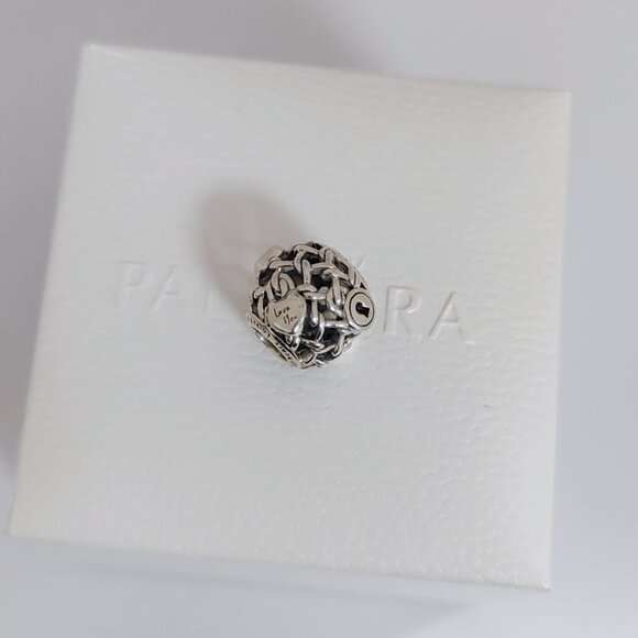 Pandora Openwork Chain Link Padlock Charm S925 Sterling Silver with box - Picture 6 of 6